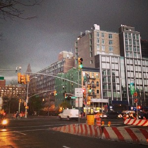 And suddenly an impressive stormcloud starts blowing in over Manhattan!